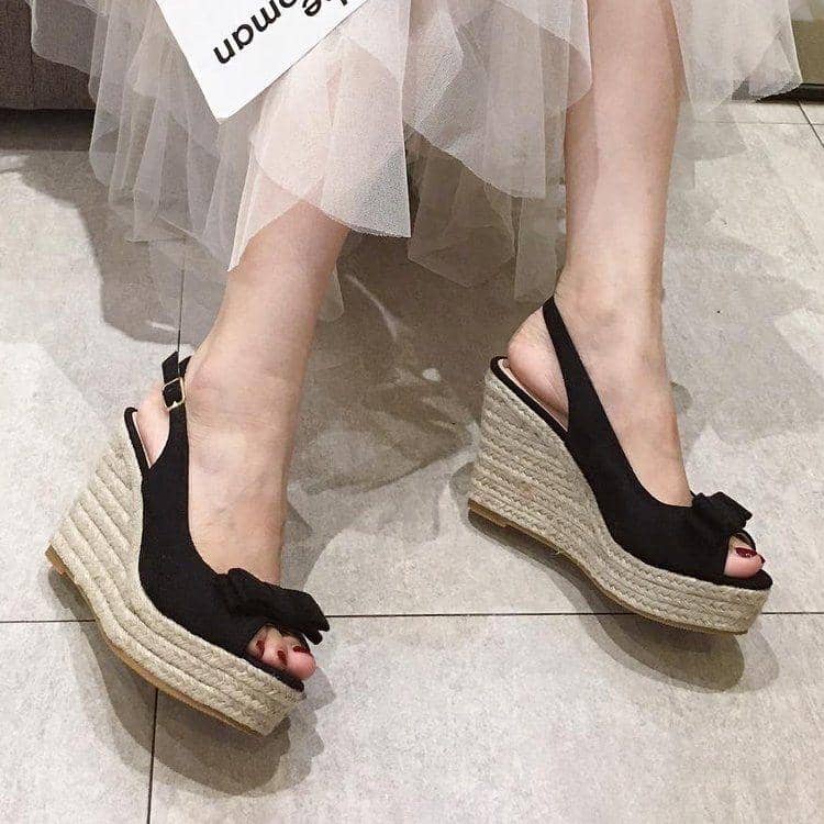 Wedges Anyam.jpg