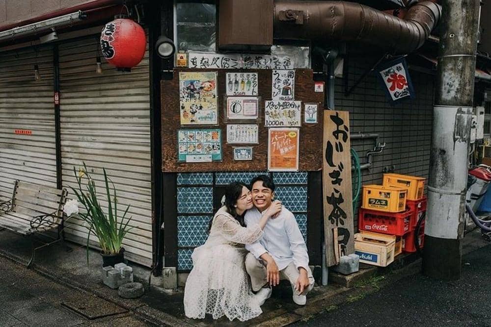 ilustrasi foto prewedding (pinterest.com)