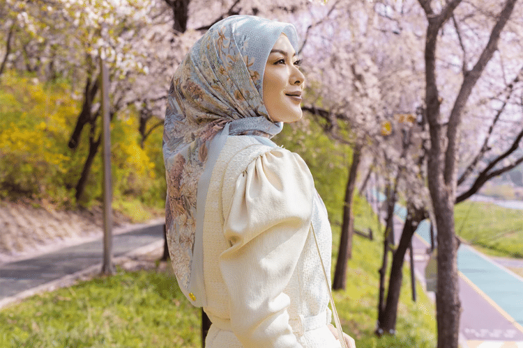 Cover Buttonscarves - buttonscarves.com .png