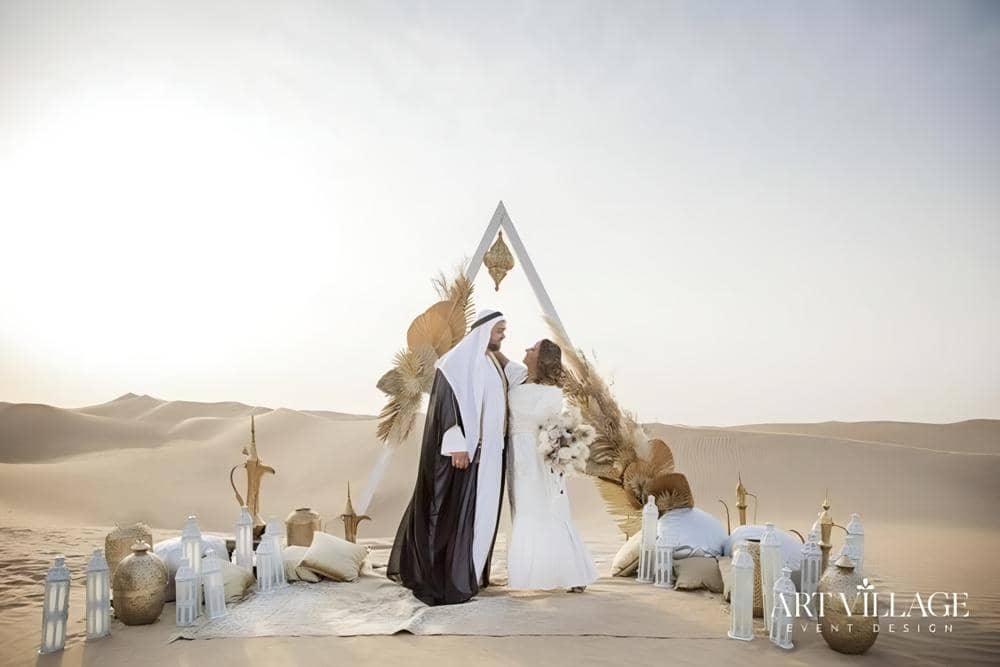 ilustrasi prewedding tema Arab (pinterest.com)