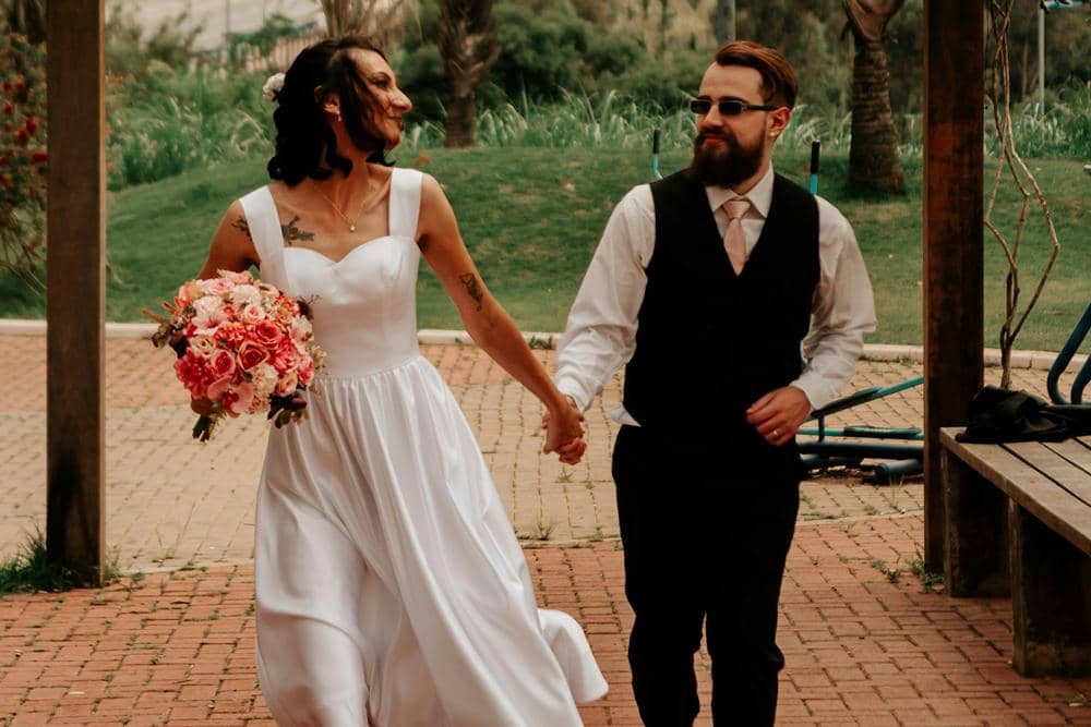 ilustrasi pengantin (pexels.com/Joel Santos)