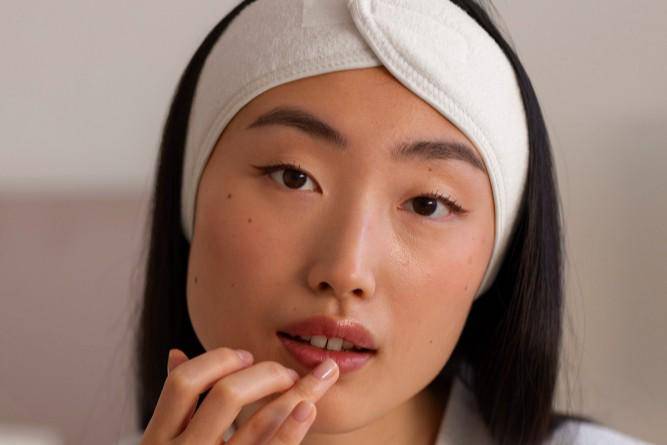 lip oil