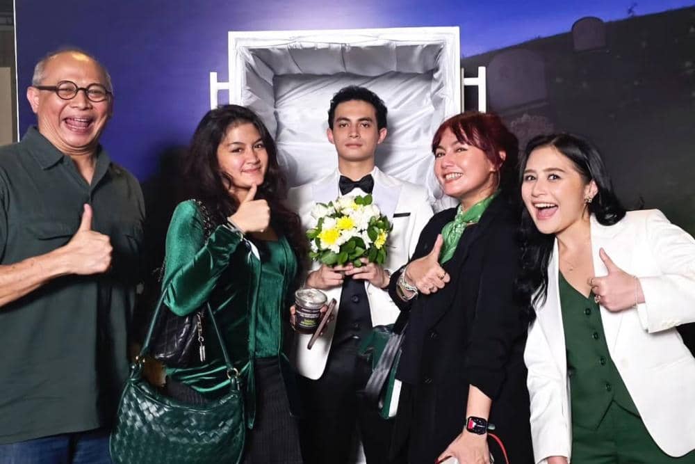 Jujur bingung mau nulis apa saking bangganya aku sama Omara. Sepanjang film aku bener-bener kag.jpg