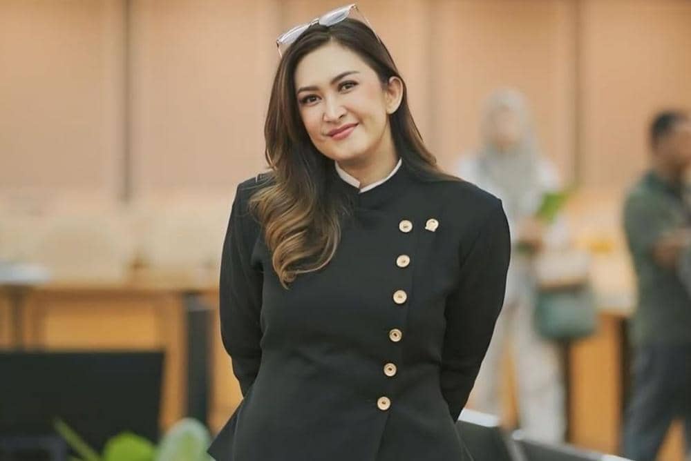 Puji Tuhan hari ini menyelesaikan rapat pertama sebagai bendahara fraksi untuk konsultasi pengat.jpg