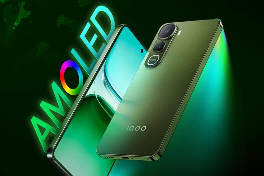 2. iQOO Z10 Lite Amoled Visual 2.jpg
