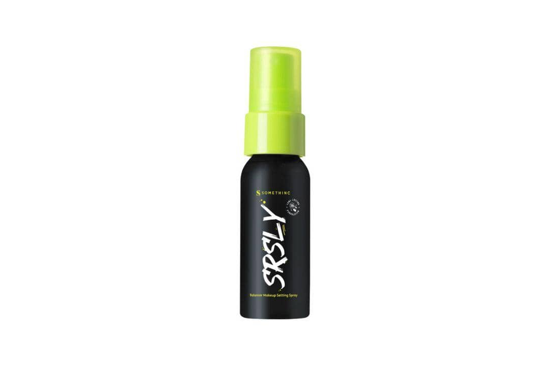 Potret Somethinc SRSLY Stay Matte Make Up Setting Spray