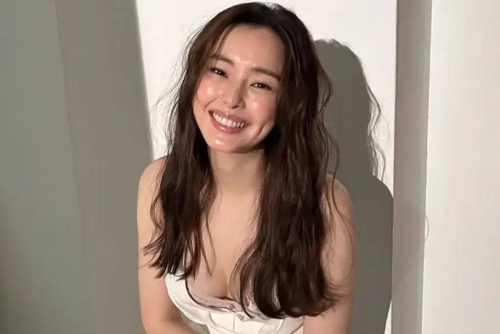 저는 오늘 다시 촬영장으로^^축하와 격려 해주신 많은 분들 감사합니다! .좋은 연기와 활동으로 그 사랑에 보답하며 살겠습니다ㅜㅜ♡venus.korea.jpg