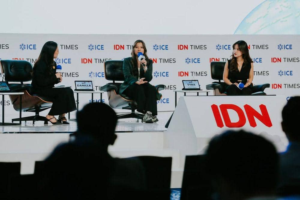 Potret Danilla saat menjadi salah satu pembicara di Indonesia Summit 2025. (instagram.com/indonesia.summit)