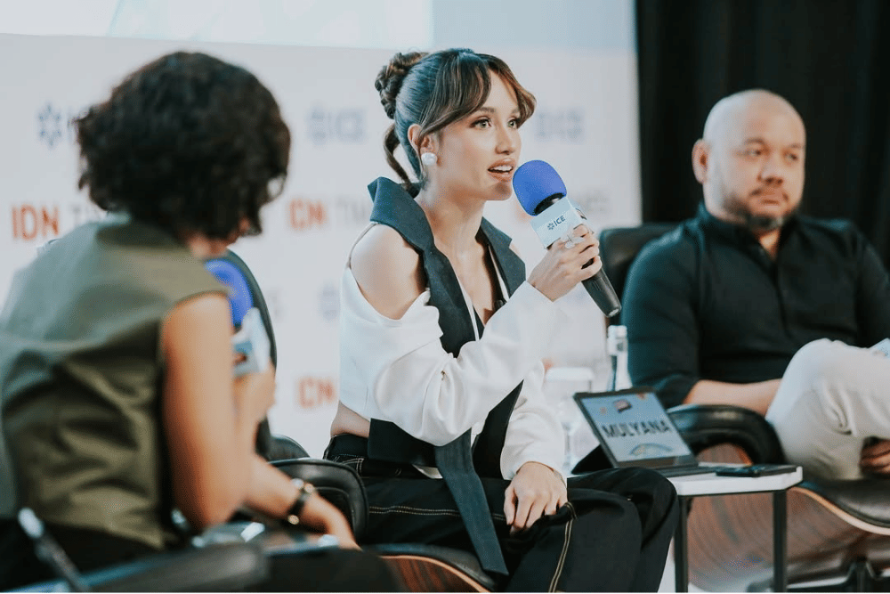 instagram.com/indonesia.summit