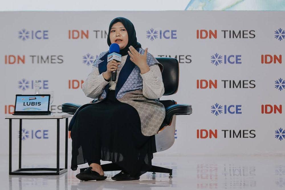 Potret Irfania R. Lubis saat menjadi salah satu pembicara di Indonesia Summit 2025. (instagram.com/indonesia.summit)