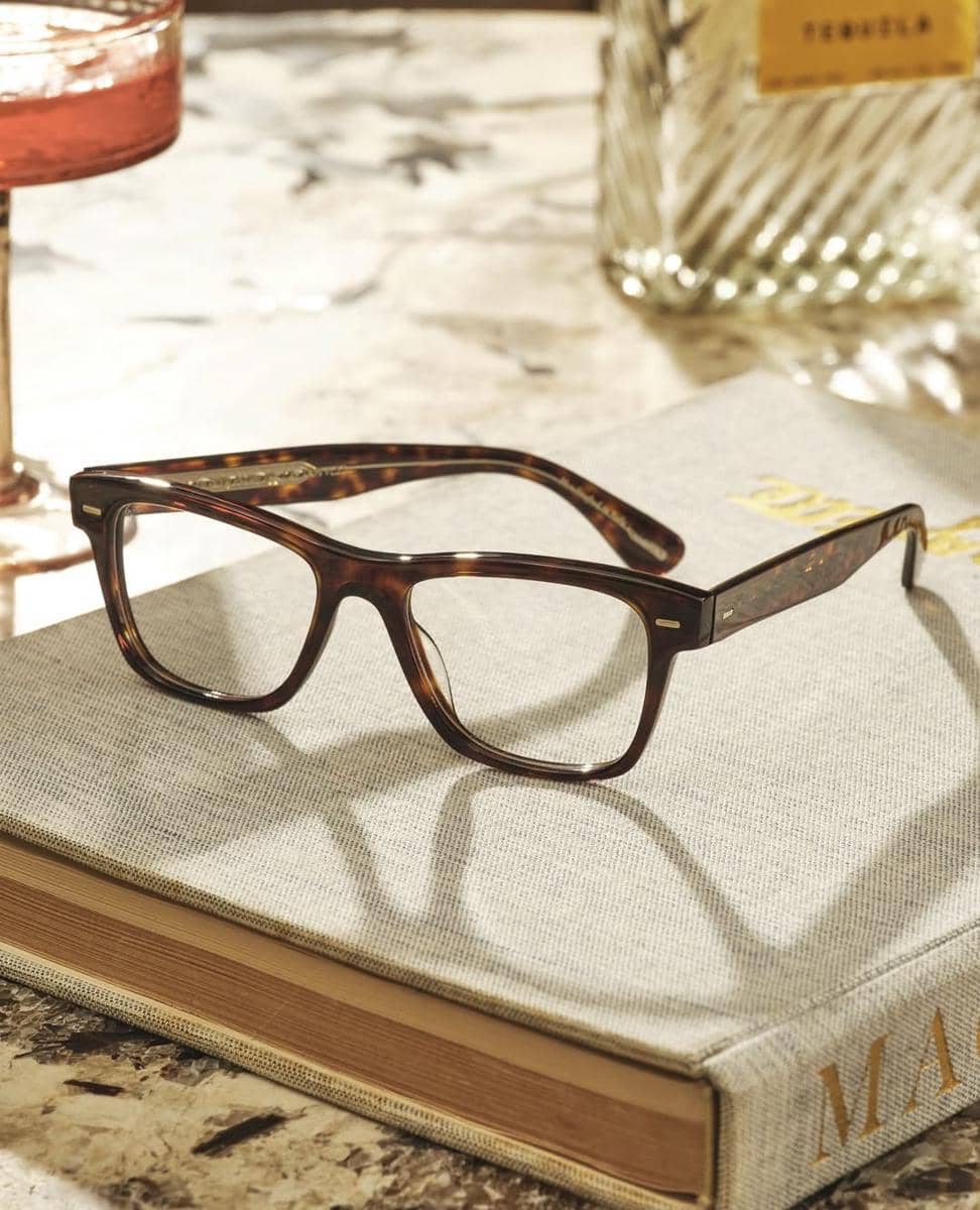 instagram.com:oliverpeoples.jpg