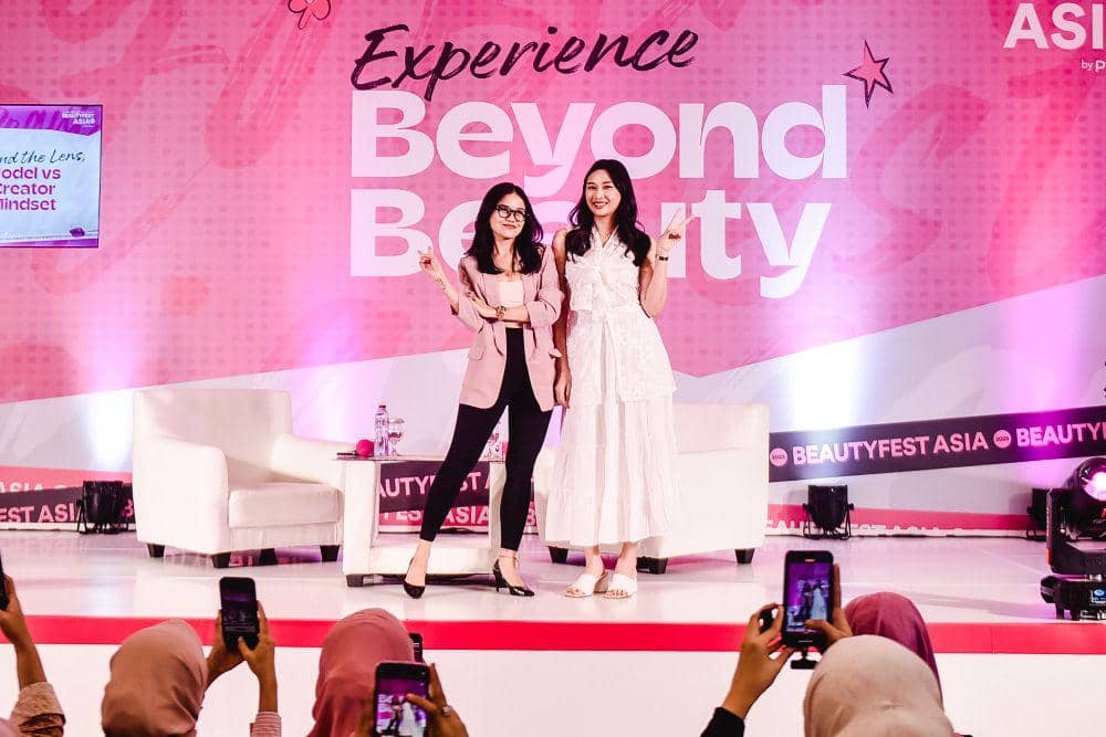 Gaya Para Pengunjung di Hari Ketiga BeautyFest Asia Bandung 2025
