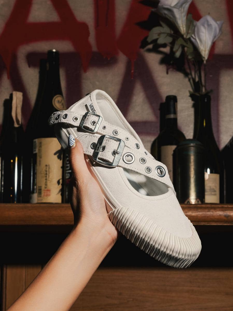 VANS - MARY JANE-336 copy.jpg