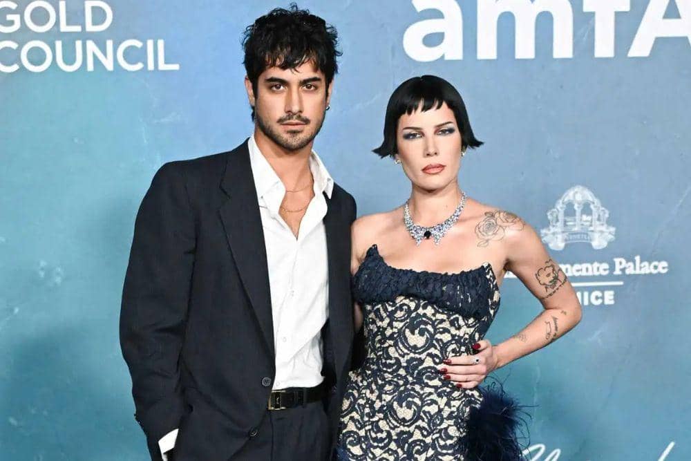 Momen mesra Pasangan Artis Hollywood di Venice Film Festival