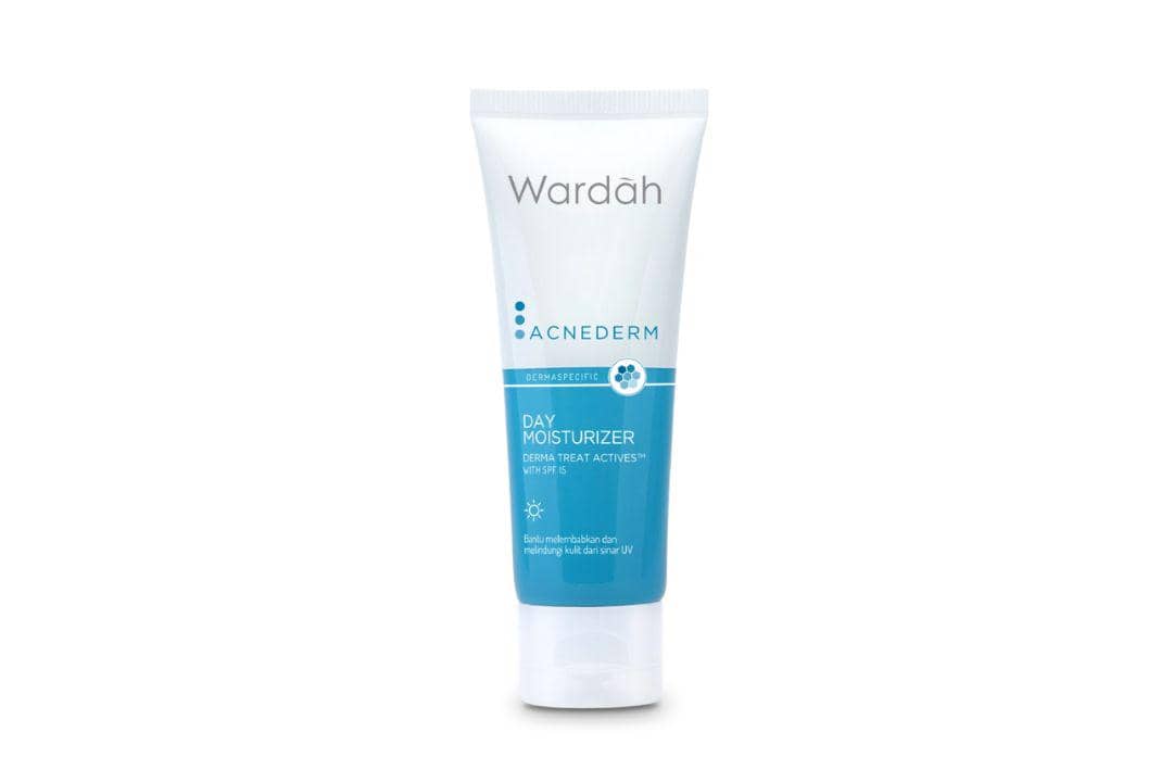 Potret Wardah Acnederm Day Moisturizer