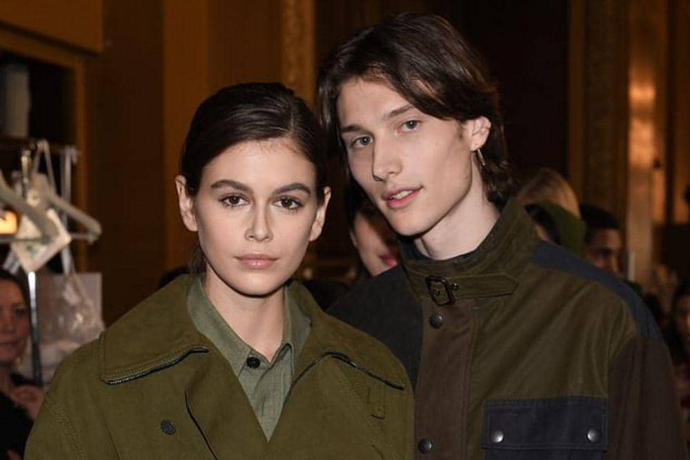 Laki-Laki yang Pernah Dikabarkan Dekat dengan Kaia Gerber