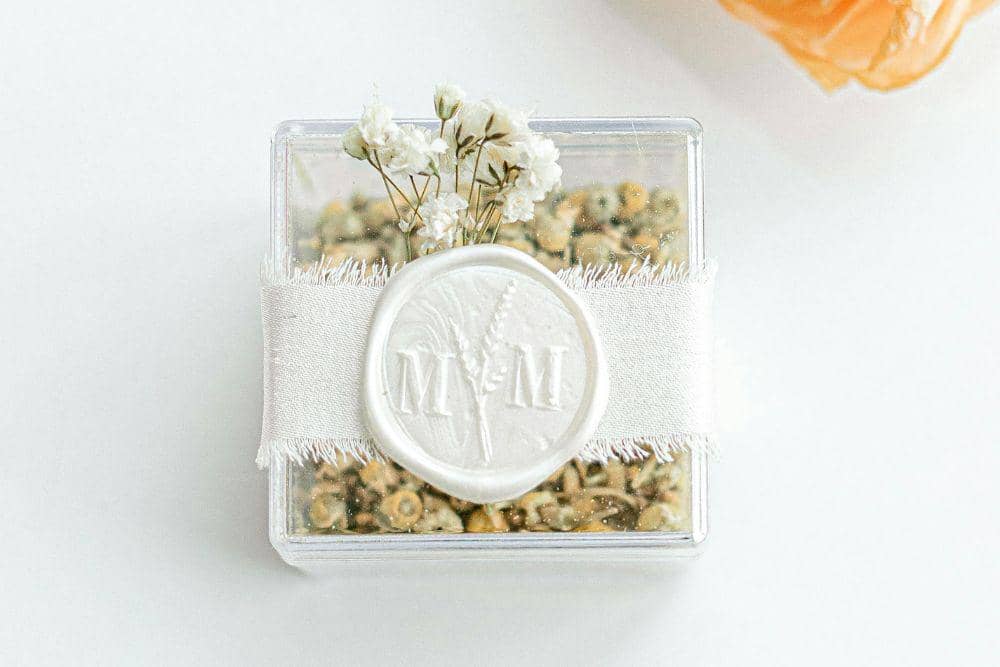 Sejarah dan Makna Souvenir Pernikahan