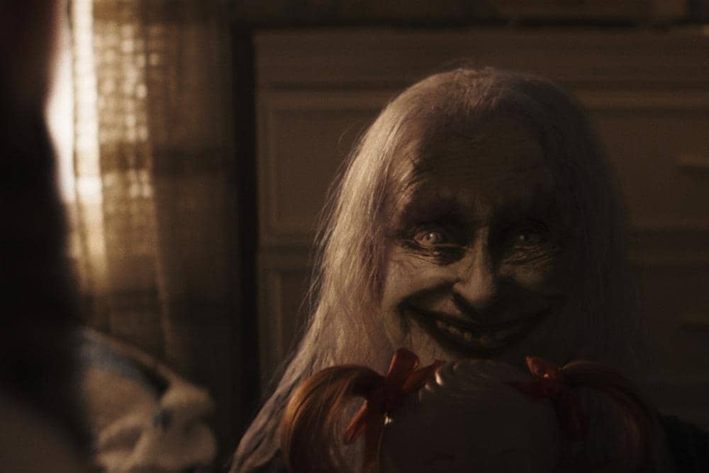 CONJURING LAST RITES 7.jpg