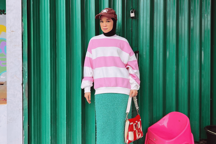 Cover Green & Pink OOTD - instagram.comtantrinamirah.png