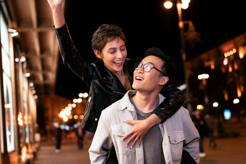 ilustrasi pasangan romantis (freepik.com/freepik)