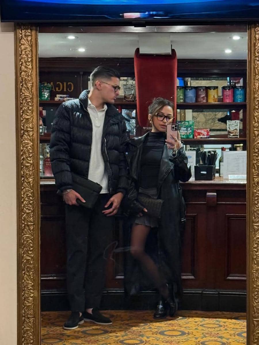 Gaya Pacaran Justin Hubner dan Jennifer Coppen