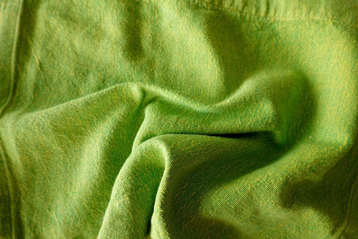 ilustrasi kain berwarna matcha
