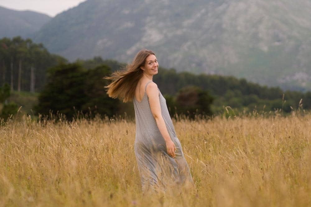 ilustrasi perempuan percaya diri (freepik.com/freepik)