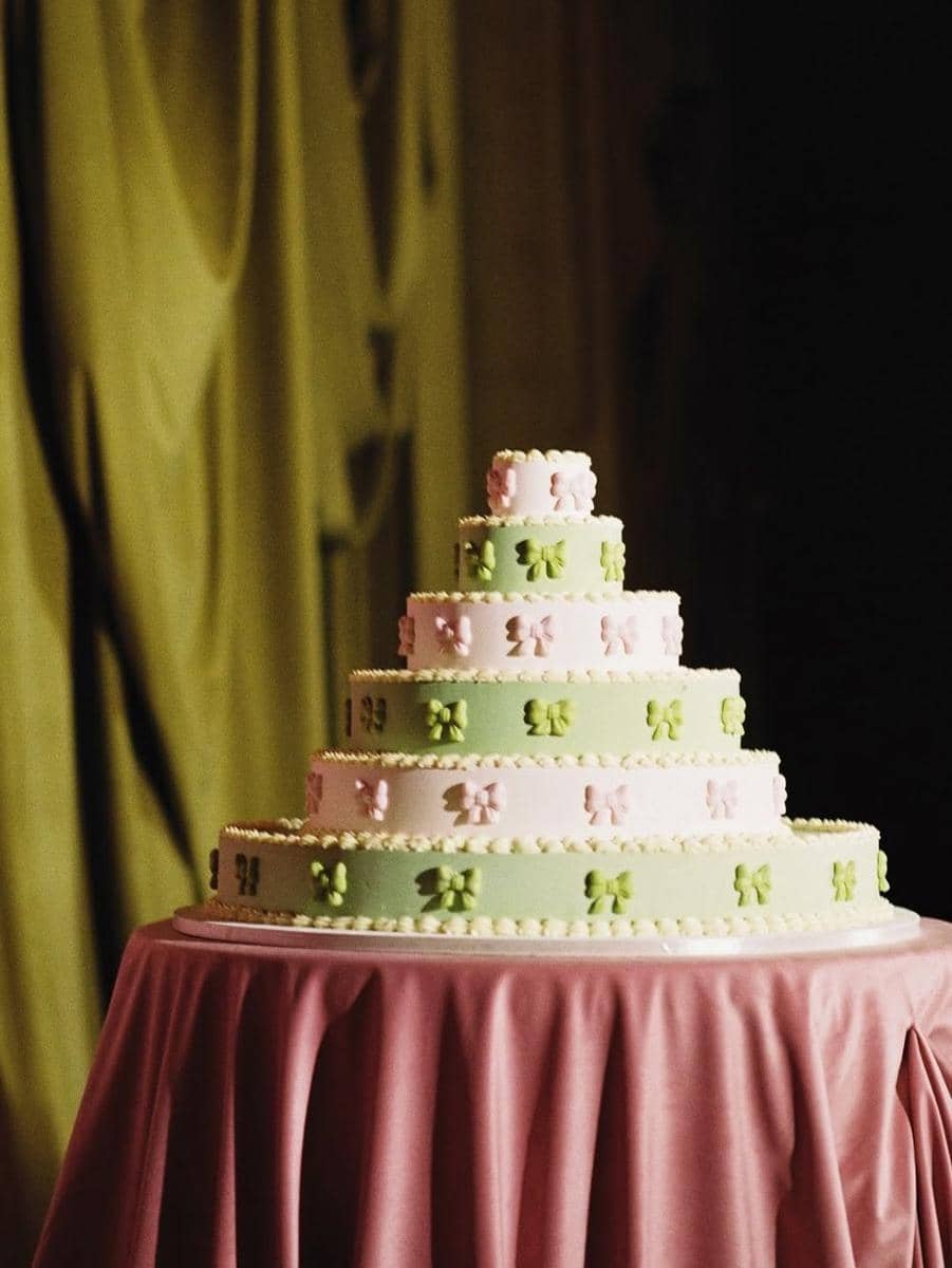 Inspirasi Pernikahan dengan Sentuhan Pink-Hijau