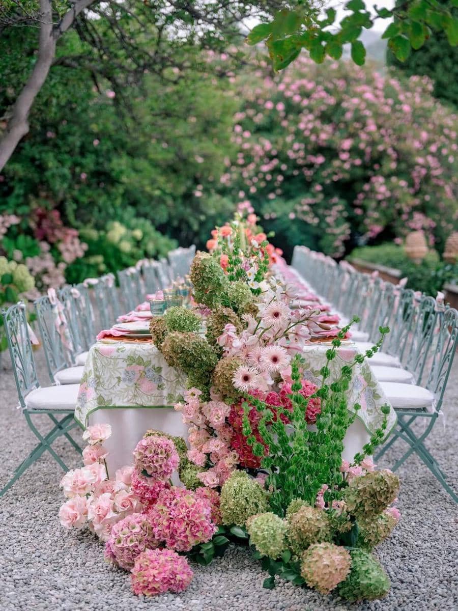 Inspirasi Pernikahan dengan Sentuhan Pink-Hijau