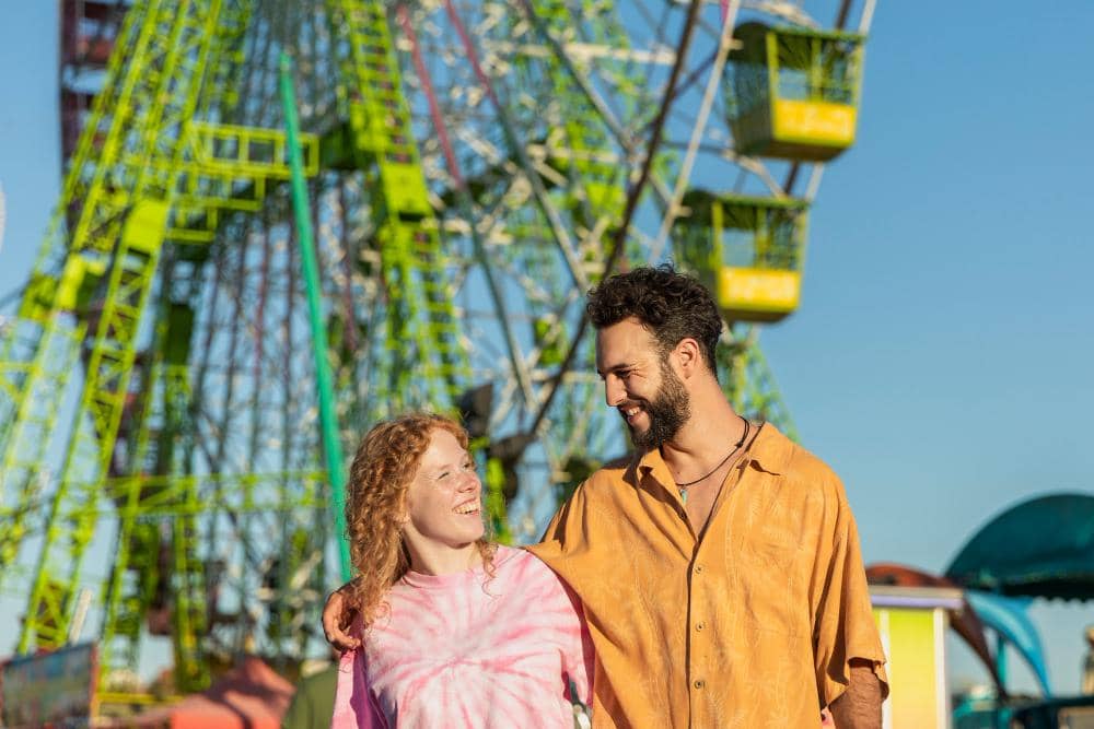 ilustrasi kencan (freepik.com/freepik)