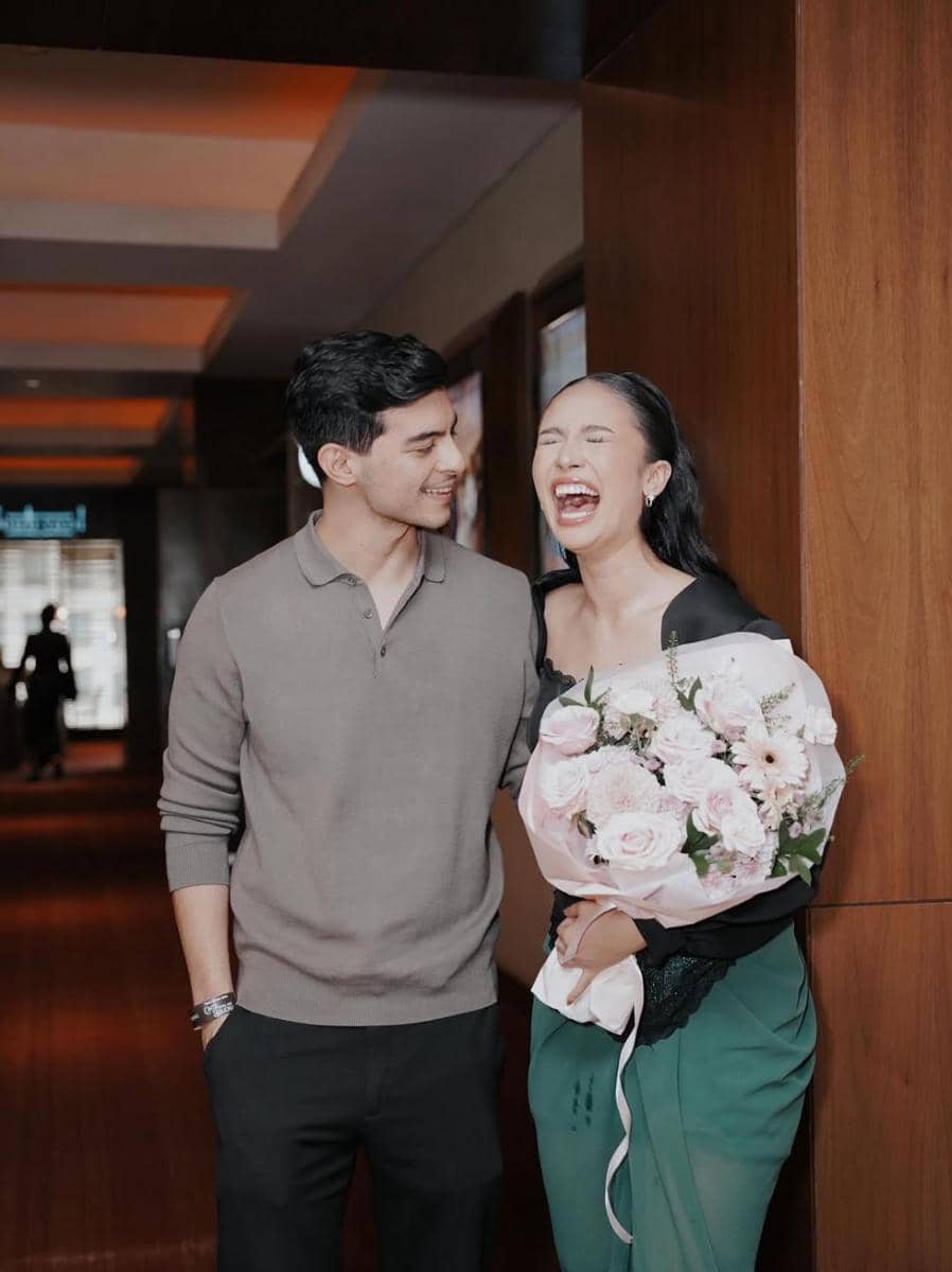 Gaya Pacaran Ciccio Manassero dan Asha Assuncao