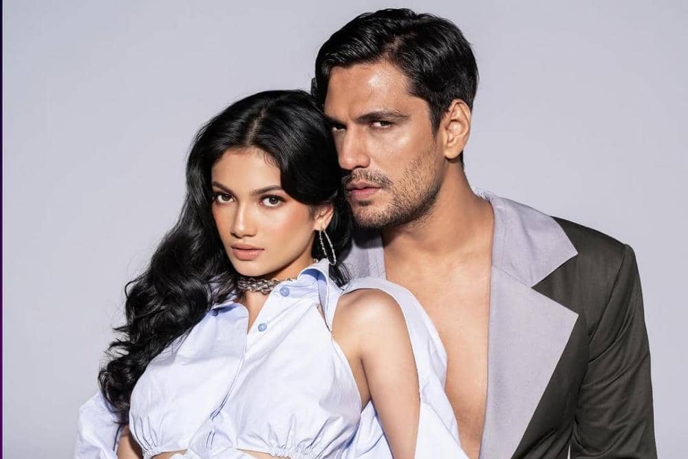 Ubur ubur ikan lele , lagi bucin Le Every chapter of their story is written with love, laughter,.jpg