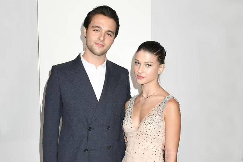 Phoebe Gates dan Arthur Donald Dikabarkan Putus