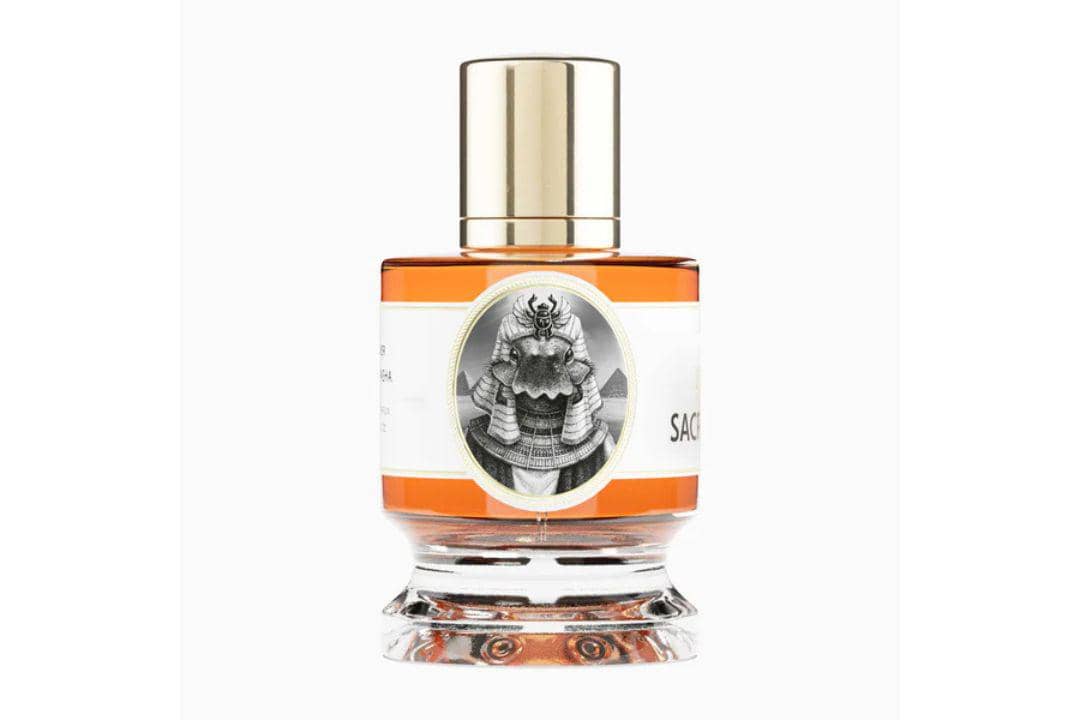 Potret Parfum Zoologist Sacred Scarab