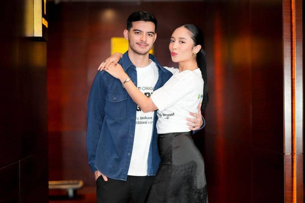 Gaya Pacaran Ciccio Manassero dan Asha Assuncao