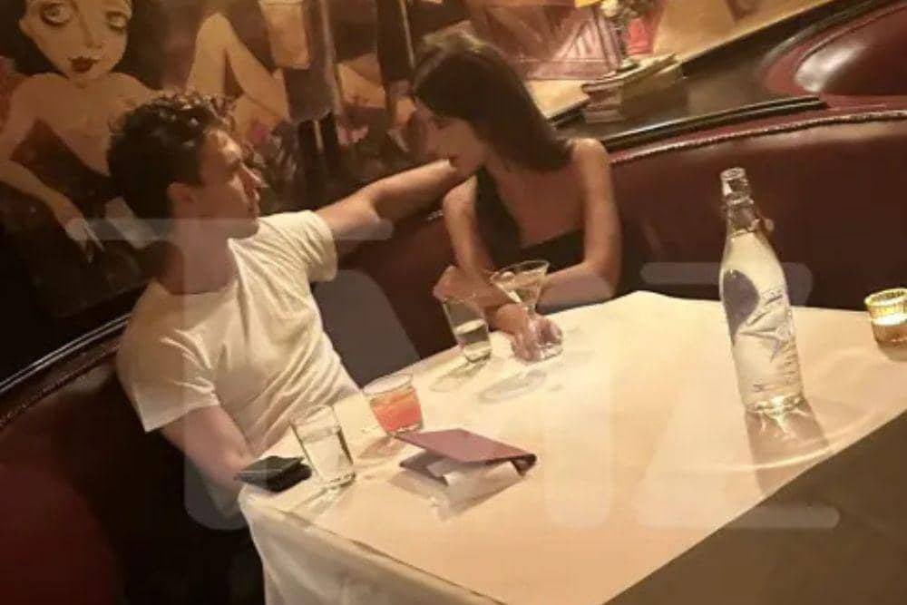 Austin Butler dan Emily Ratajkowski Dikabarkan Kencan