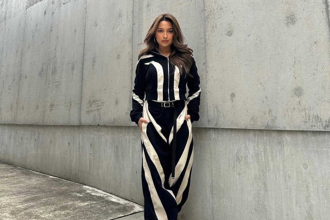 outfit Jennifer Coppen