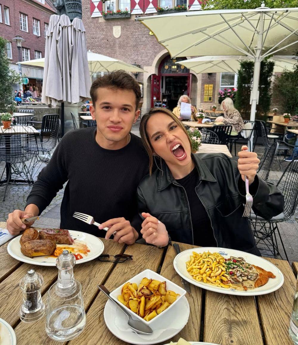 Gaya Pacaran Cinta Laura dan Arya Vasco