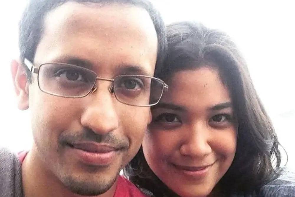 Teman hidup saya.Tidak hanya dukungan, tapi saran dan kritiknya selalu menjadi kekuatan tersend.jpg