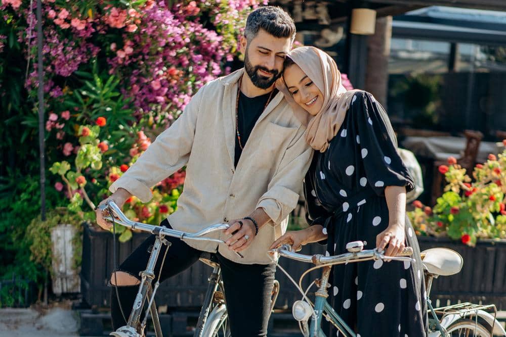 ilustrasi pasangan suami istri (pexels.com/Mikhail Nilov)