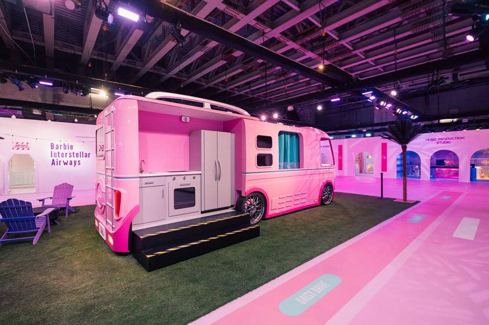World of Barbie 2025 D1 BY LIVE AVENUE 01-6875.jpg
