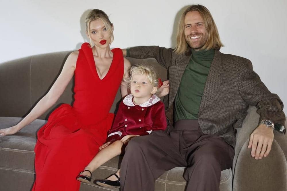 Merry Christmas from our home to yours🥰✨❤️🎄😆.jpg