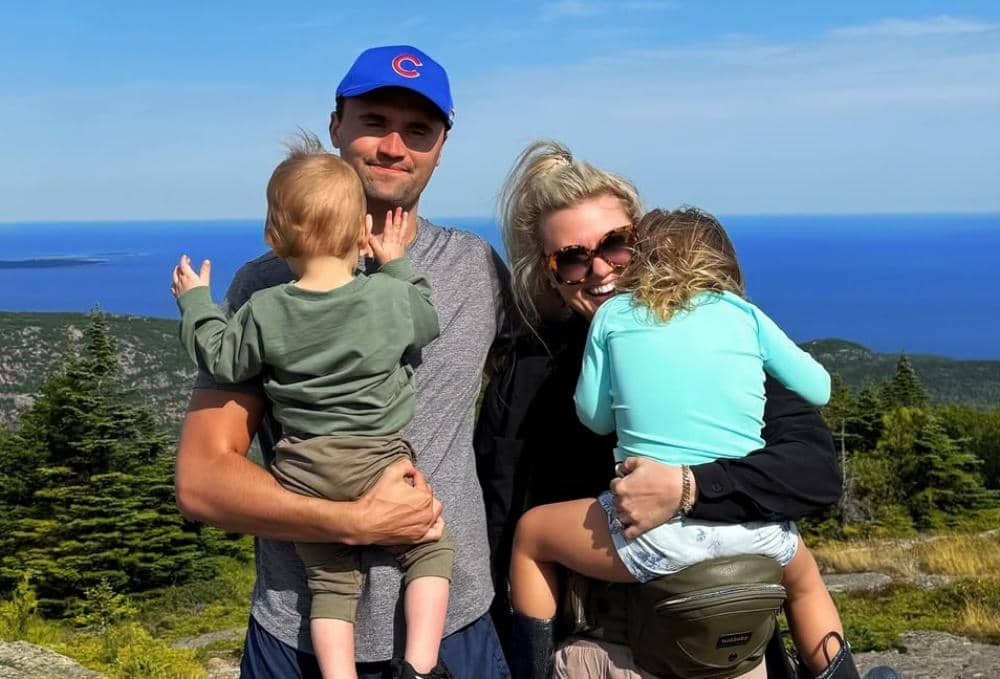 Meninggal, Ini Kisah Cinta Aktivis Charlie Kirk dan Istri | Popbela.com