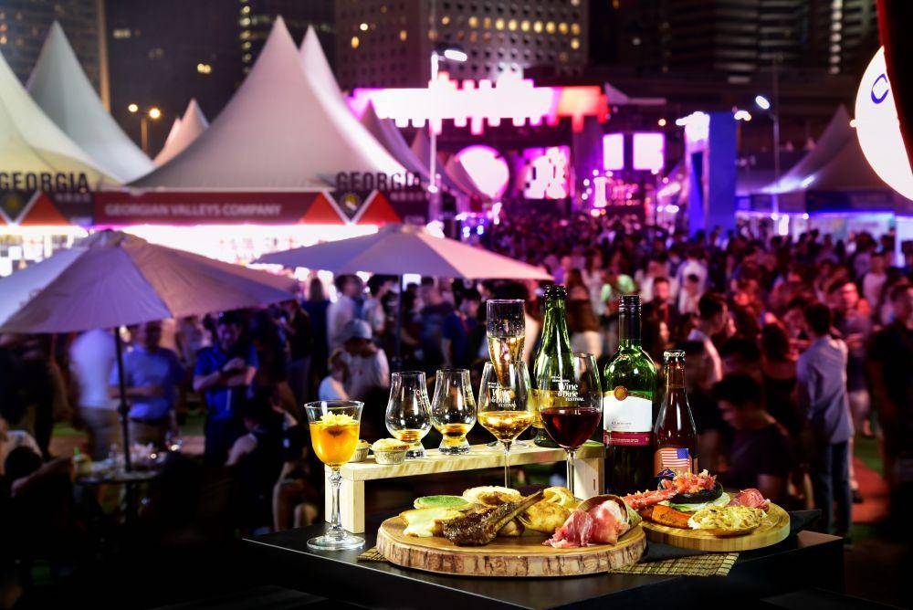 Wine and Dine - 02.jpg