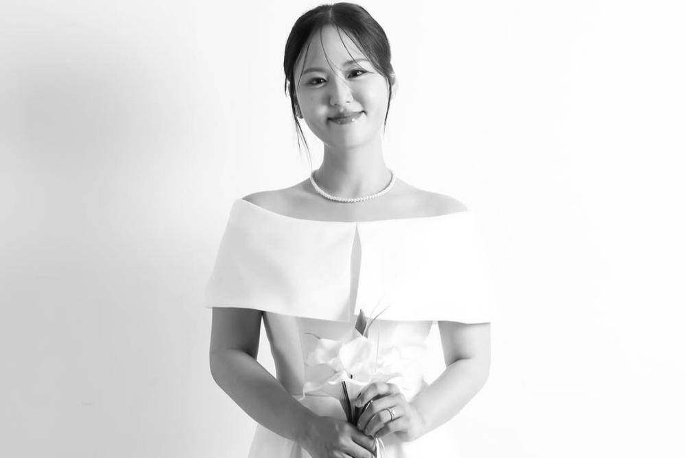 여러분 안녕하세요 , 경서예지 경서입니다.오늘은 제 삶에서 가장 소중한 소식을 직접 전하고 싶어서 이렇게 글을 남깁니다. 저를 늘 아껴주고 지켜봐준 경지들 덕분에 지금의 제 (1).jpg