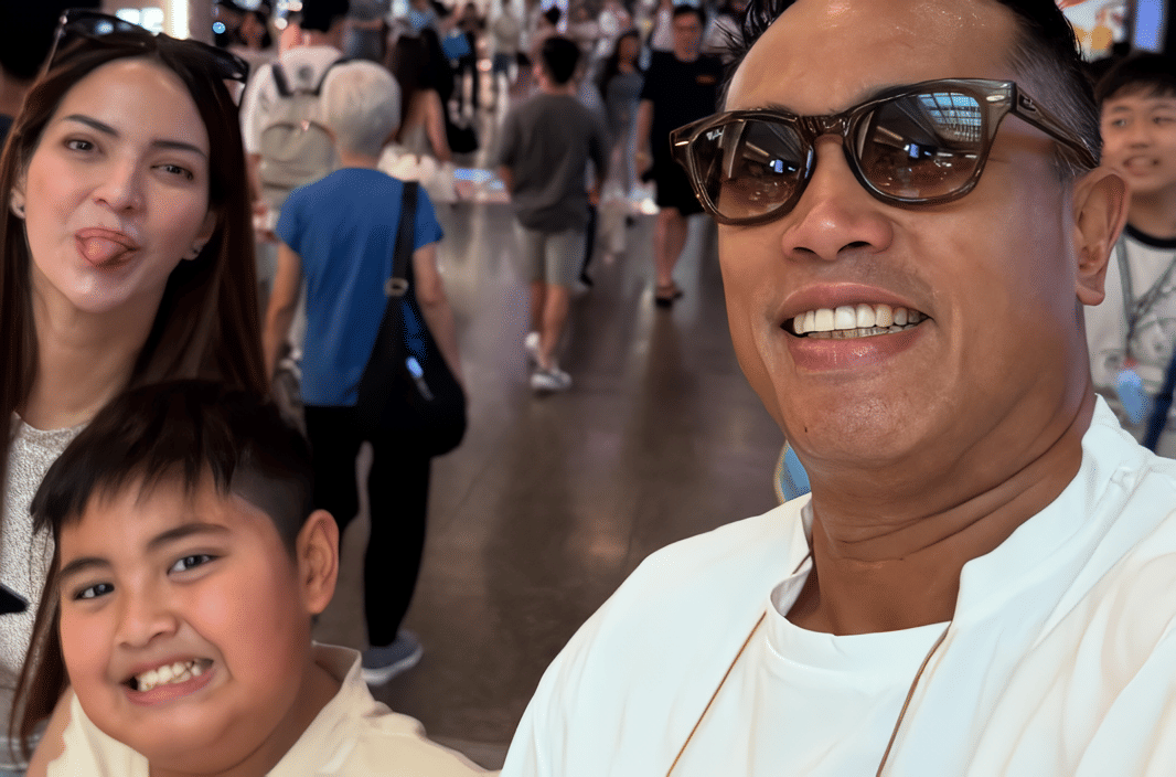 Nia Ramadhani dan Keluarga