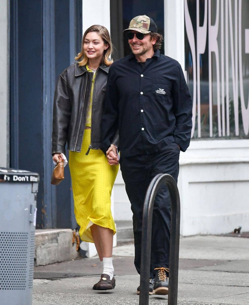 Gaya Pacaran Gigi Hadid dan Bradley Cooper 