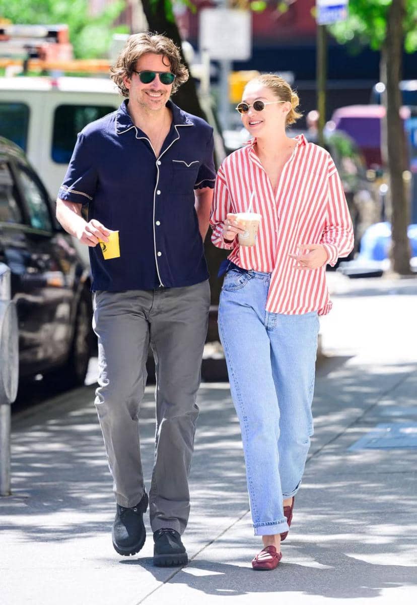 Gaya Pacaran Gigi Hadid dan Bradley Cooper 