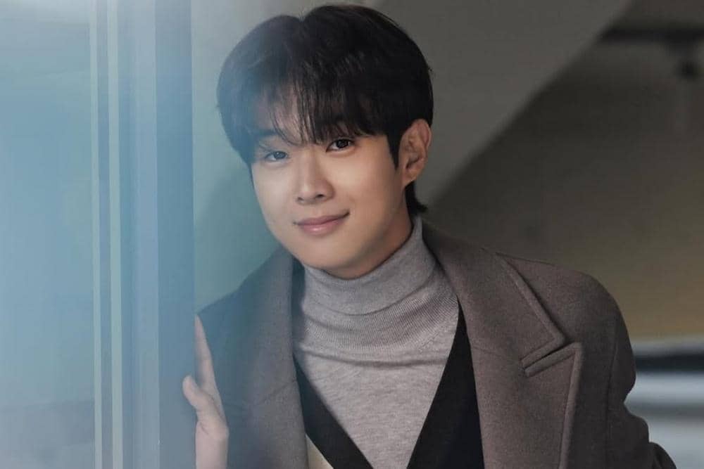 이제 코트에 계절이 왔네요 @projectm_official_.jpg