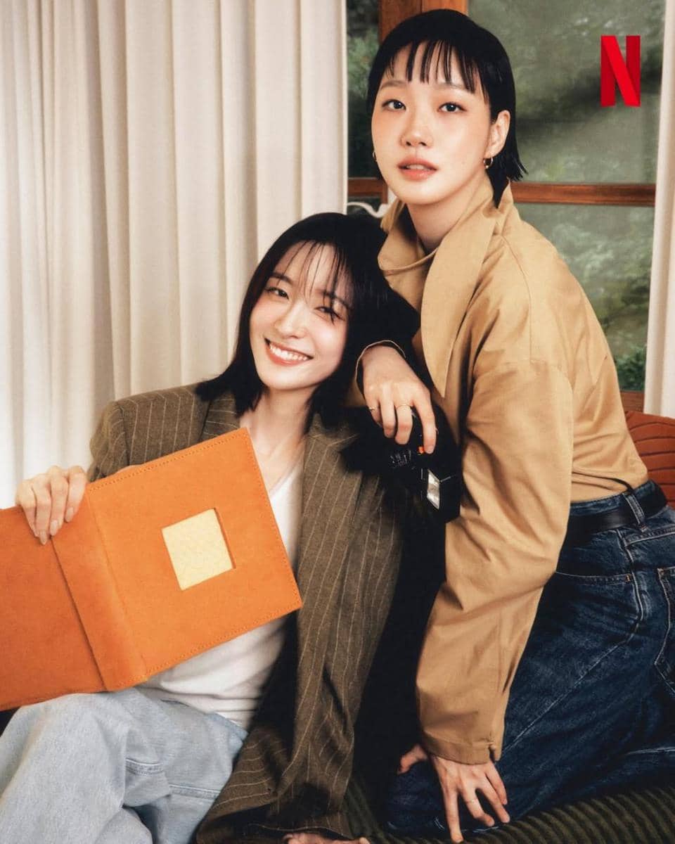 Potret Persahabatan Park Ji Hyun dan Kim Go Eun